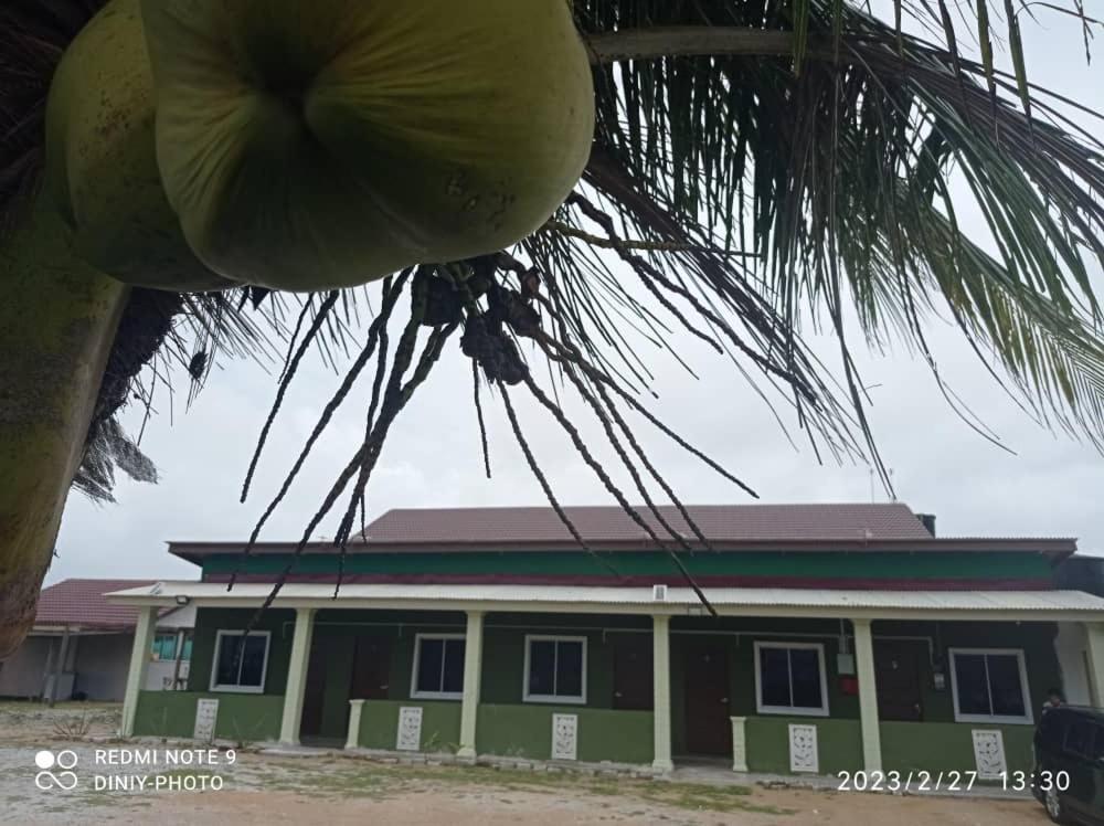 D'Tanjung Roomstay, Pekan Pahang Экстерьер фото